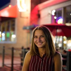 Meet your Posher, Alina